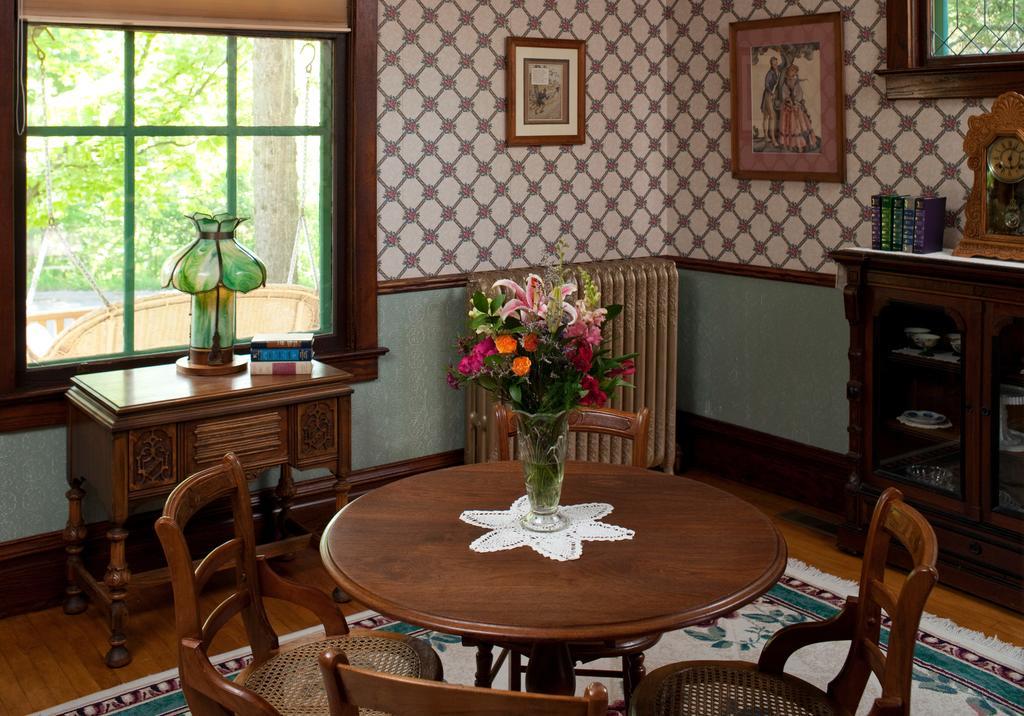 Old Rittenhouse Inn Bayfield Rum bild