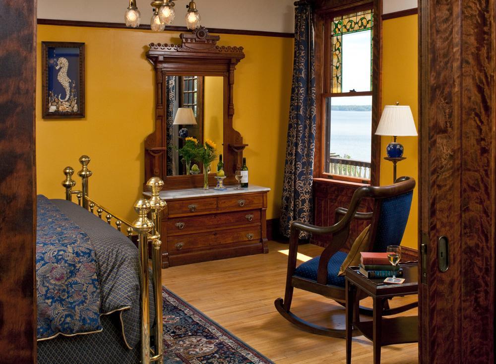 Old Rittenhouse Inn Bayfield Exteriör bild